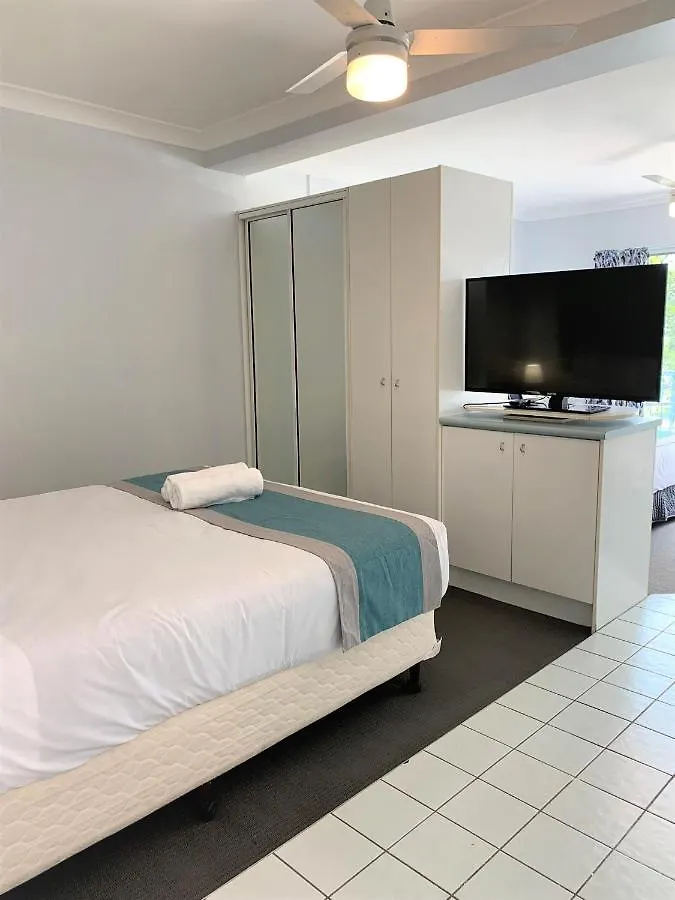Broadwater Keys Holiday Apartments Gold Coast Apartahotel