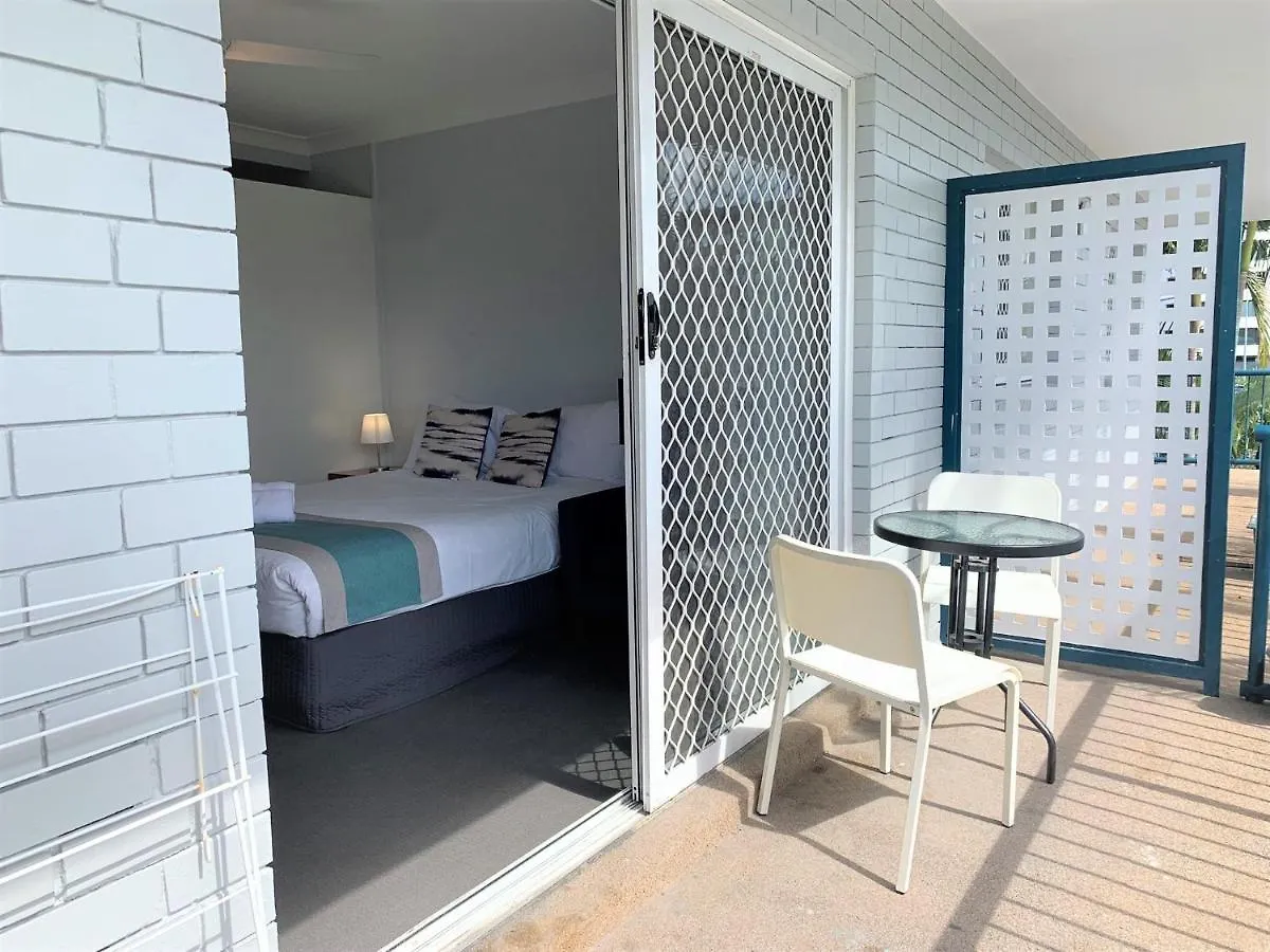 Broadwater Keys Holiday Apartments Gold Coast Apartahotel