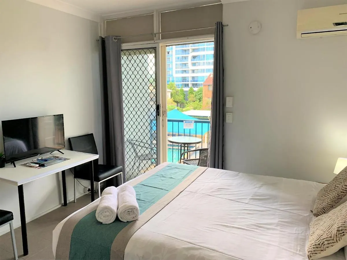 Broadwater Keys Holiday Apartments Gold Coast